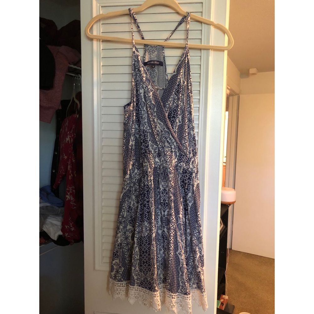 Women’s dress
